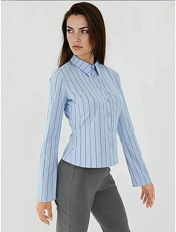 Chemise courte ajustée à rayures
