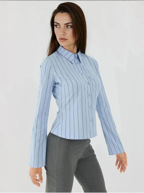 Chemise courte ajustée à rayures hiccup - Kiabi Chemise courte ajustée à rayures hiccup - Kiabi