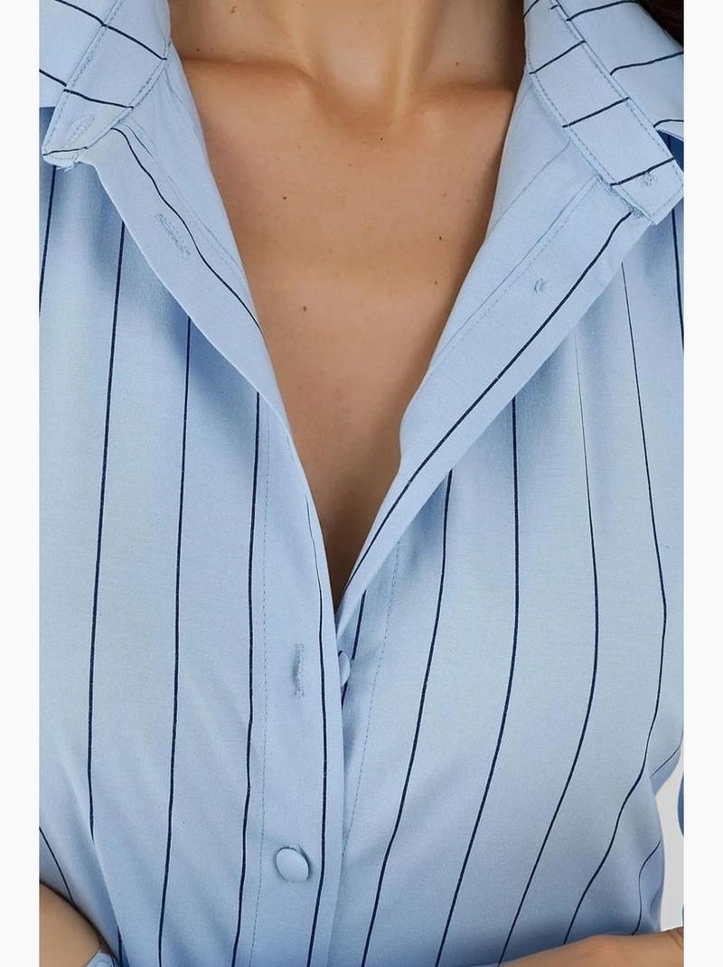 Chemise courte ajustée à rayures hiccup Bleu ciel - Kiabi
