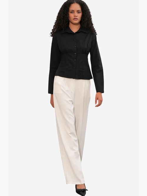 Chemise courte boutonnée en popeline ajustée bdart - Kiabi Chemise courte boutonnée en popeline ajustée bdart - Kiabi