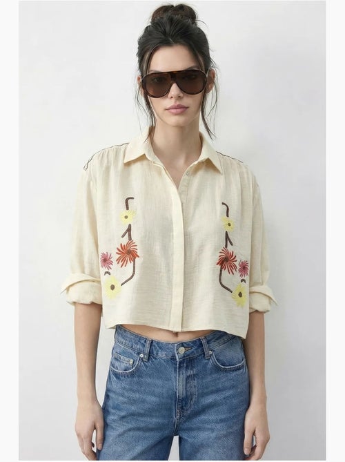 Chemise courte brodée avec fermeture boutonnée lucci - Kiabi Chemise courte brodée avec fermeture boutonnée lucci - Kiabi