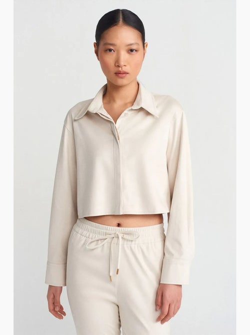 Chemise courte femme en suédine à boutons dilvin - Kiabi Chemise courte femme en suédine à boutons dilvin - Kiabi