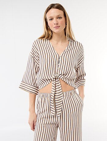 Chemise courte oversize nouée