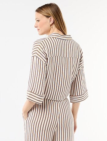 Chemise courte oversize nouée
