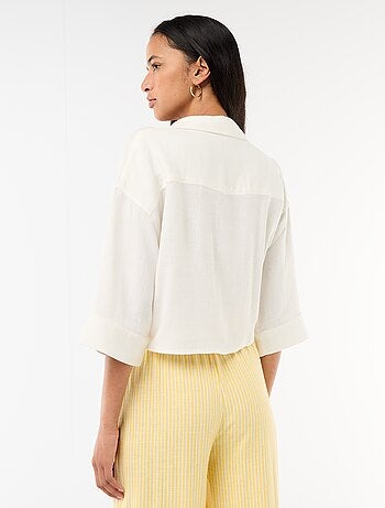 Chemise courte oversize nouée