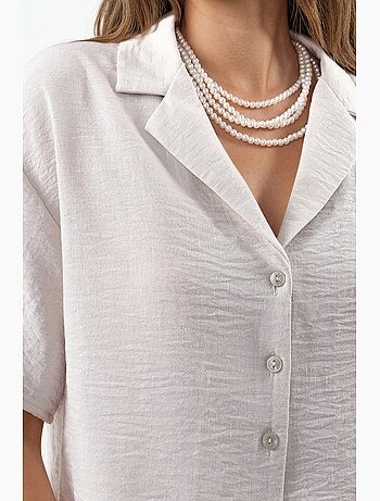 Chemise courte texturée avec fermeture à boutons busem