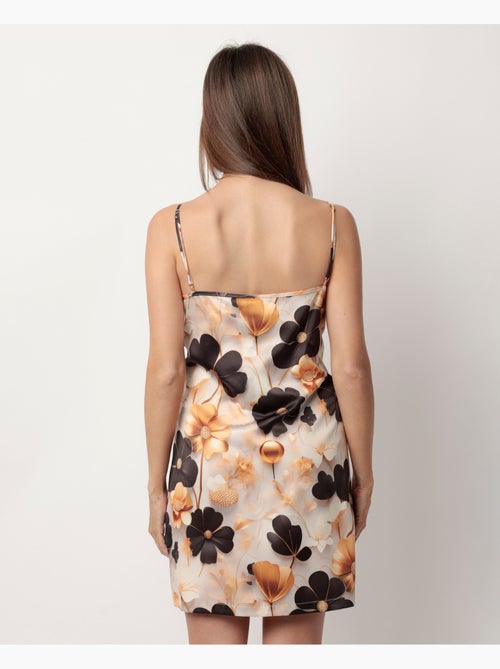Chemise de nuit à bretelles en satin pour femme ADMAS LUXURY Fleurs de luxe - Kiabi Chemise de nuit à bretelles en satin pour femme ADMAS LUXURY Fleurs de luxe - Kiabi
