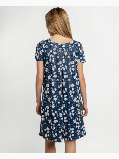 Chemise de nuit à manches tombantes et imprimé floral bleu marine pour femme ADMAS GARDEN - Kiabi Chemise de nuit à manches tombantes et imprimé floral bleu marine pour femme ADMAS GARDEN - Kiabi