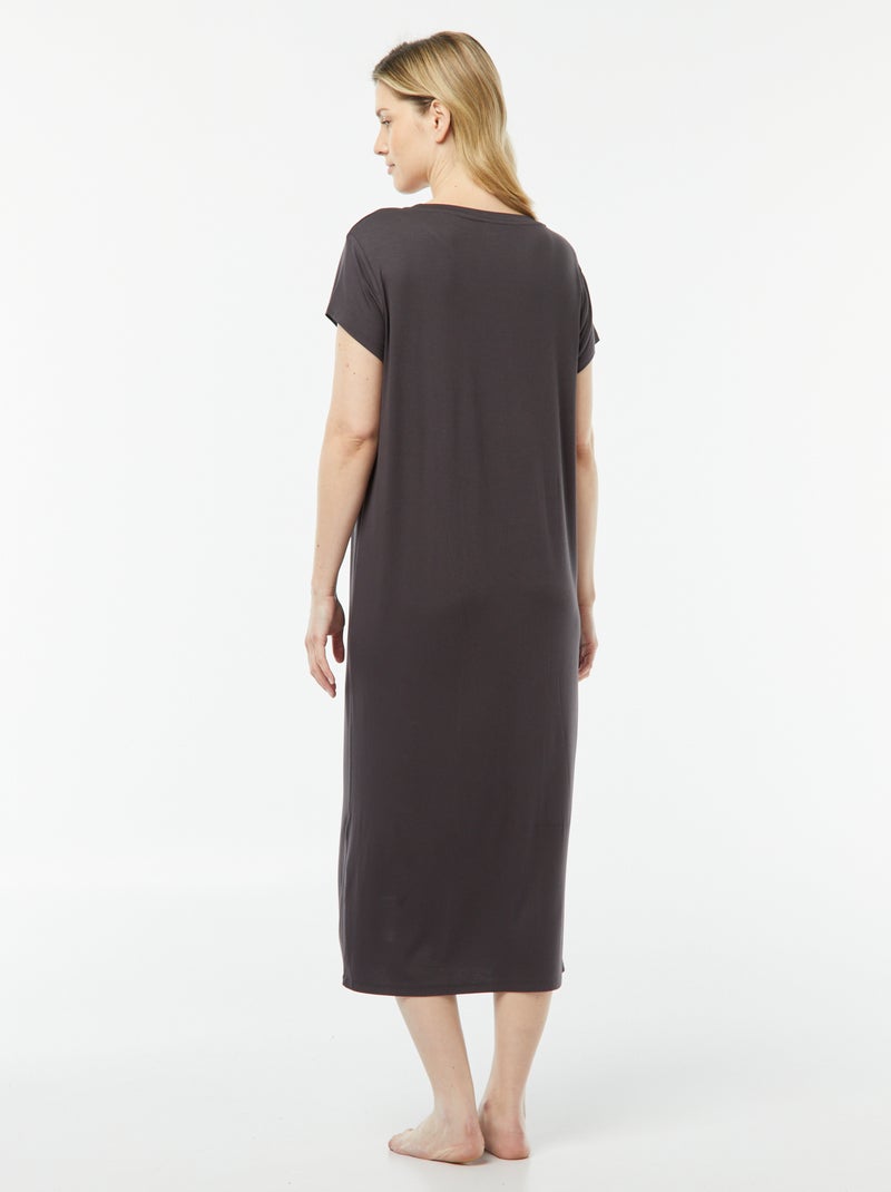 Chemise de nuit coupe tee-shirt fluide Noir - Kiabi