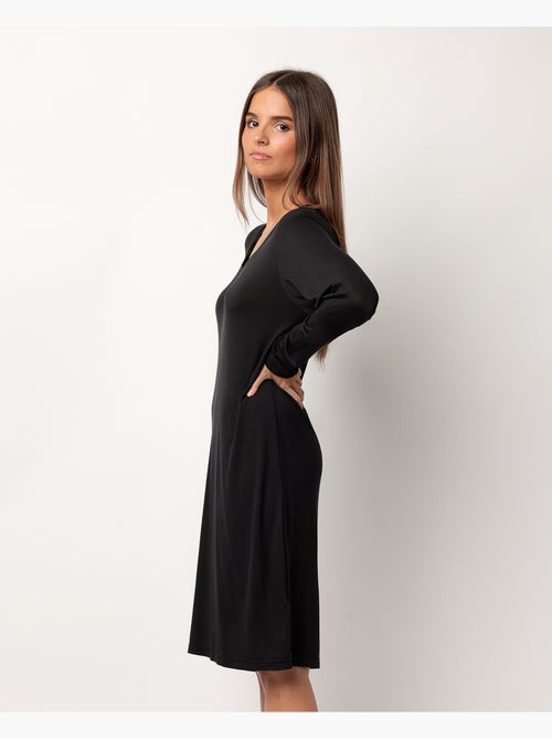 Chemise de nuit de luxe unie à manches longues ADMAS LUXURY pour femme - Kiabi Chemise de nuit de luxe unie à manches longues ADMAS LUXURY pour femme - Kiabi