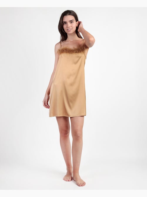 Chemise de nuit de mariée à bretelles en plumes de marabout pour femme ADMAS LUXURY - Kiabi Chemise de nuit de mariée à bretelles en plumes de marabout pour femme ADMAS LUXURY - Kiabi