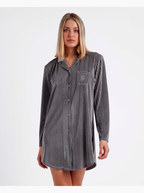 Chemise de nuit élégante à manches longues à rayures ADMAS CLASSIC pour femme - Kiabi Chemise de nuit élégante à manches longues à rayures ADMAS CLASSIC pour femme - Kiabi