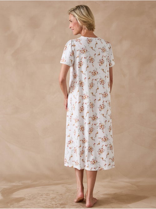 Chemise de nuit longue brodée - DAXON - Kiabi