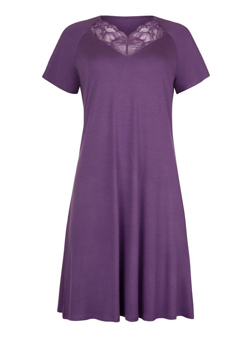 Chemise de nuit manches courtes PATRICIA - Kiabi Chemise de nuit manches courtes PATRICIA - Kiabi