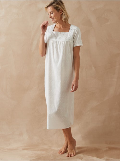 Chemise de nuit plumetis - DAXON - Kiabi