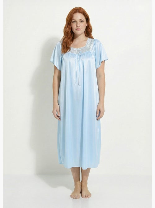 Chemise de nuit satinée longue antistatique dentelle - Afibel - Kiabi Chemise de nuit satinée longue antistatique dentelle - Afibel - Kiabi