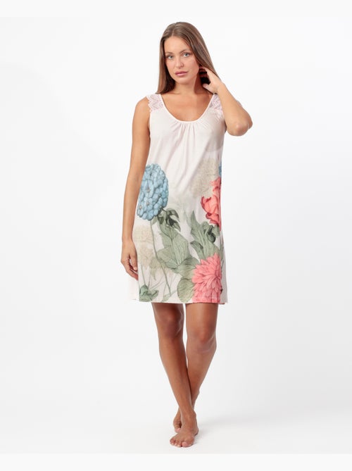 Chemise de nuit Square Garden pour femme ADMAS GARDEN - Kiabi Chemise de nuit Square Garden pour femme ADMAS GARDEN - Kiabi