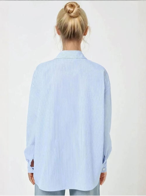 Chemise douce à manches longues et coupe régulière à rayures - Kiabi Chemise douce à manches longues et coupe régulière à rayures - Kiabi
