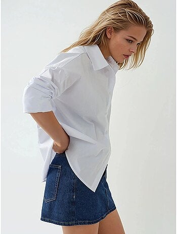 Chemise en coton coupe classique avec détails boutonnés