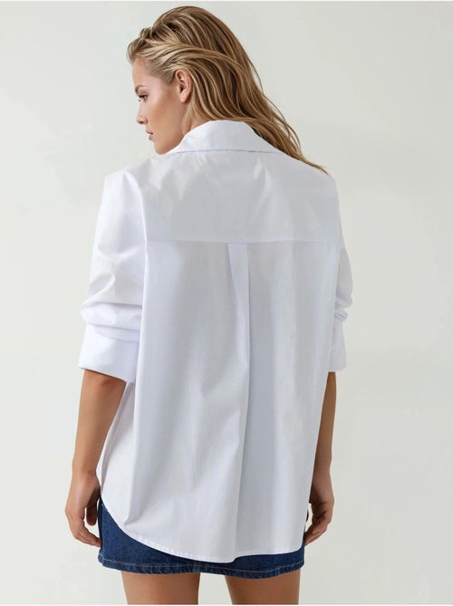 Chemise en coton coupe classique avec détails boutonnés - Kiabi