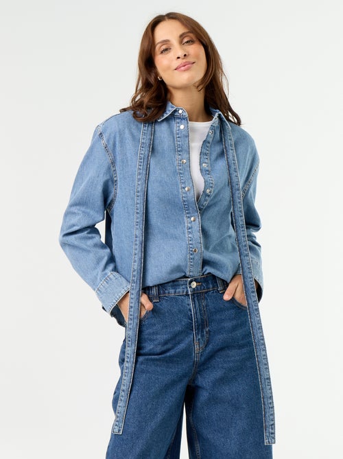 Chemise en denim avec col lavallière - Kiabi Chemise en denim avec col lavallière - Kiabi