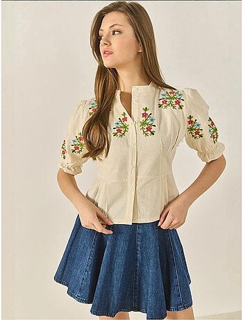 Chemise en lin à manches élastiques et broderie florale bianco lucci