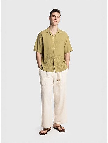 Chemise en lin brodée à manches courtes et col ouvert giesto