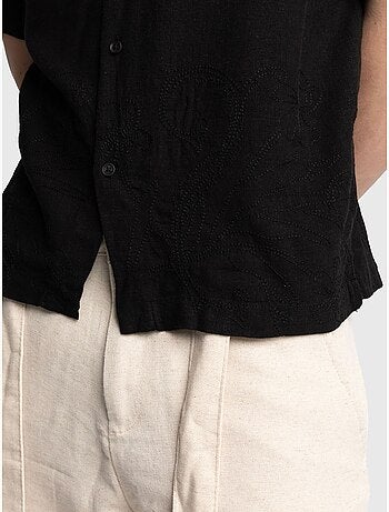 Chemise en lin brodée à manches courtes et col ouvert giesto