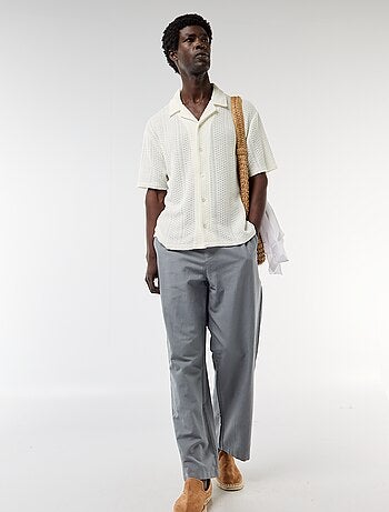 Chemise en maille ajourée et à manches courtes