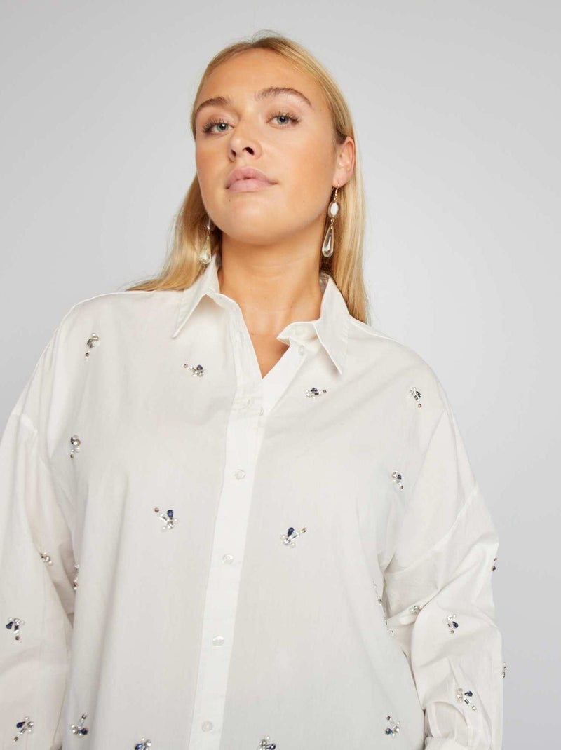Chemise en popeline avec bijoux fantaisies Blanc neige - Kiabi