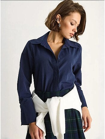 Chemise en popeline boutonnée à manches longues et coupe classique lucci