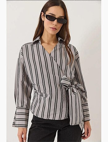 Chemise en popeline rayée à col cache-cœur et à nouer sur le côté lucci