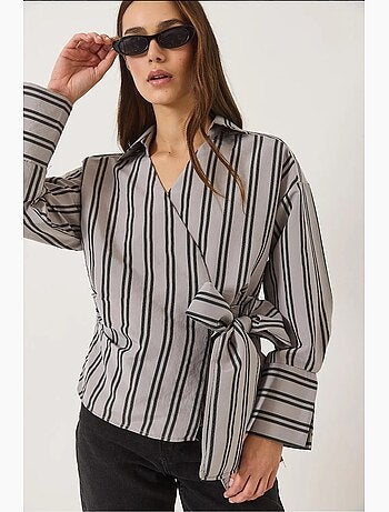 Chemise en popeline rayée à col cache-cœur et à nouer sur le côté lucci