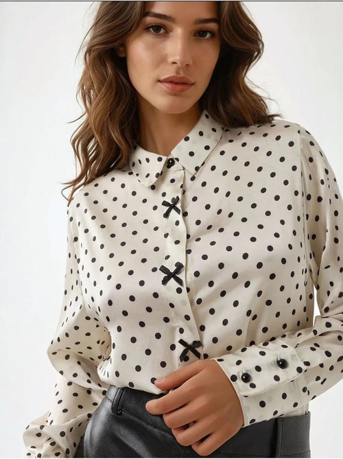 Chemise en satin à pois et boutons - Kiabi