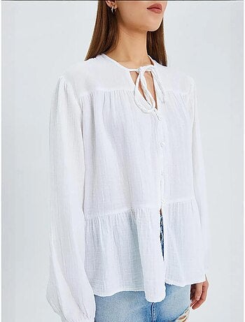 Chemise en seersucker à manches trois-quarts et col ras du cou avec détails de reliure mixray