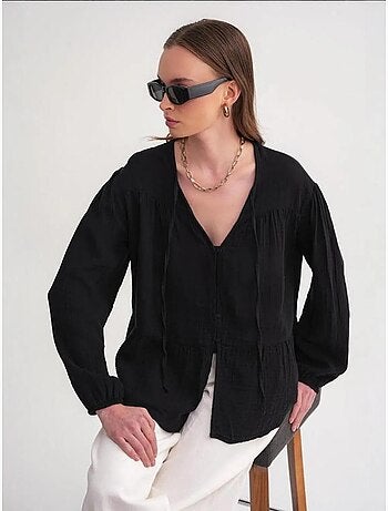 Chemise en seersucker à manches trois-quarts et col ras du cou avec détails de reliure mixray