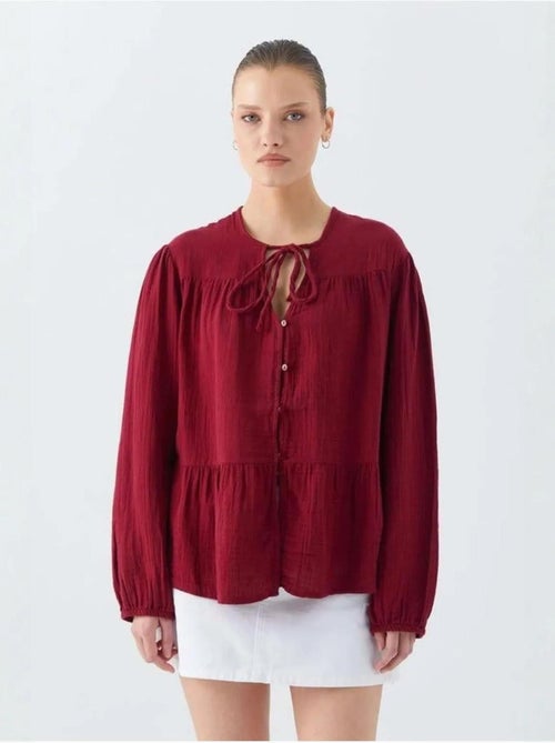 Chemise en seersucker à manches trois-quarts et col ras du cou avec détails de reliure mixray - Kiabi Chemise en seersucker à manches trois-quarts et col ras du cou avec détails de reliure mixray - Kiabi