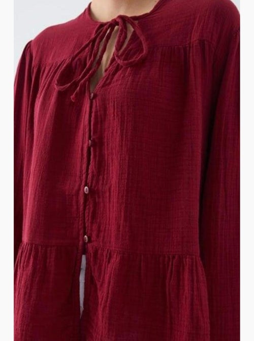 Chemise en seersucker à manches trois-quarts et col ras du cou avec détails de reliure mixray - Kiabi Chemise en seersucker à manches trois-quarts et col ras du cou avec détails de reliure mixray - Kiabi