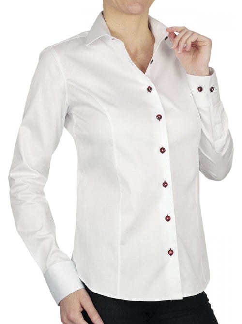 Chemise femme blanche coupe cintrée CITY Andrew Mac Allister - Kiabi Chemise femme blanche coupe cintrée CITY Andrew Mac Allister - Kiabi
