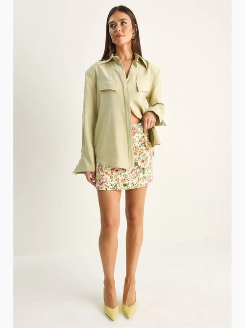 Chemise femme coupe regular en crêpe tissé lucci - Kiabi Chemise femme coupe regular en crêpe tissé lucci - Kiabi