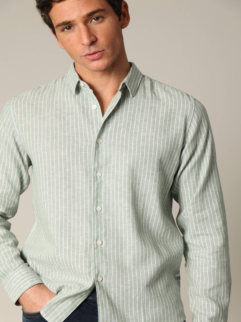 Chemise jacquard en lin à rayures fines et manches longues 'Deeluxe' Vert tilleul - Kiabi