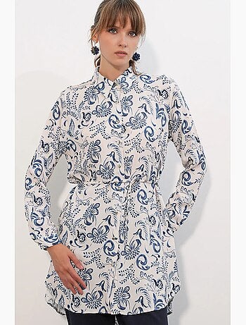Chemise longue en viscose crêpe à fleurs avec ceinture bdart