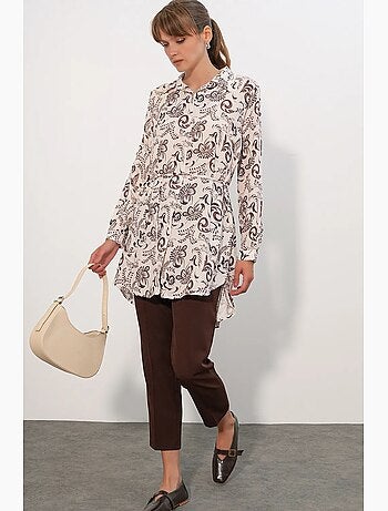 Chemise longue en viscose crêpe à fleurs avec ceinture bdart