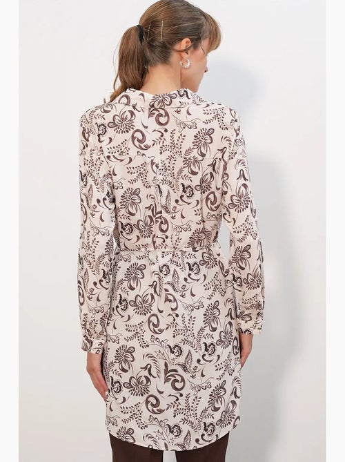 Chemise longue en viscose crêpe à fleurs avec ceinture bdart - Kiabi Chemise longue en viscose crêpe à fleurs avec ceinture bdart - Kiabi