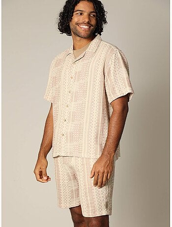 Chemise loose en jacquard à manches courtes avec col cubain et motif géométrique 'Deeluxe'