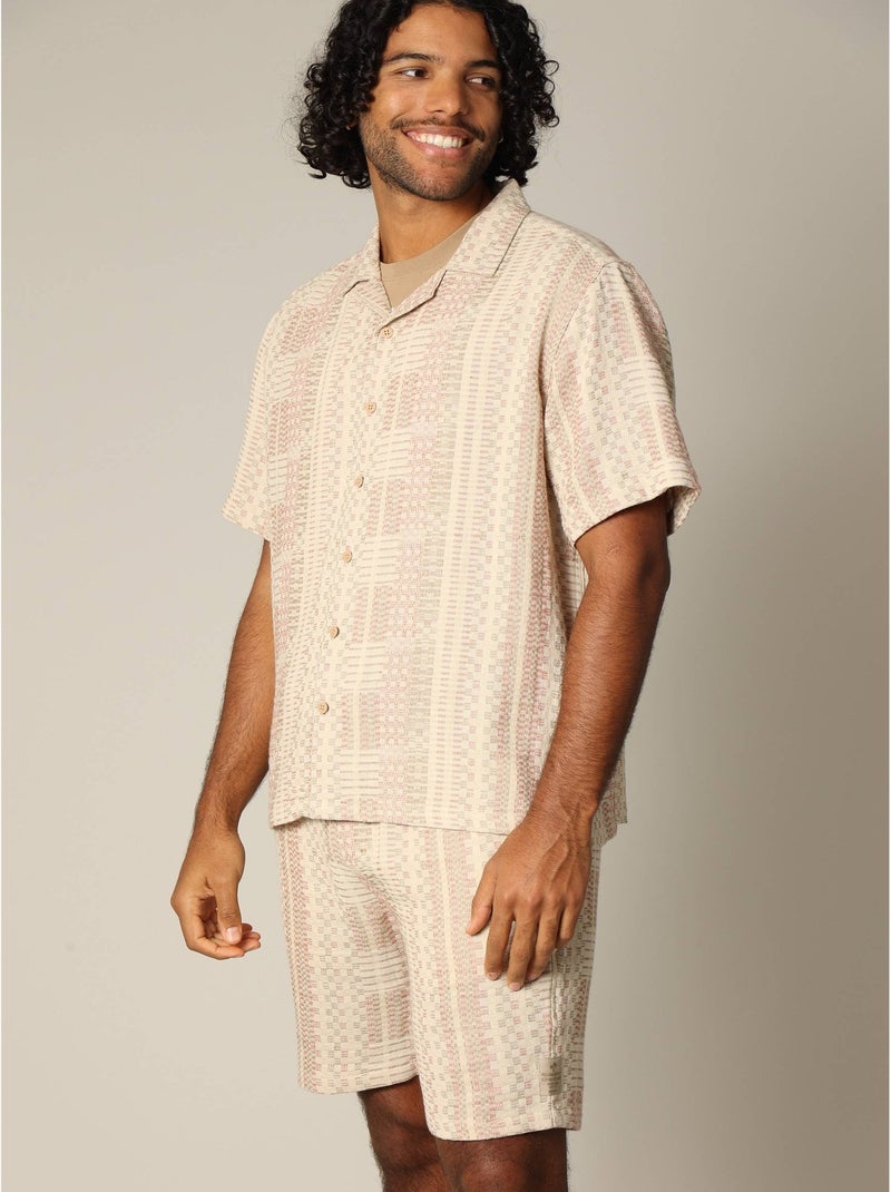 Chemise loose en jacquard à manches courtes avec col cubain et motif géométrique 'Deeluxe' Beige coquille - Kiabi