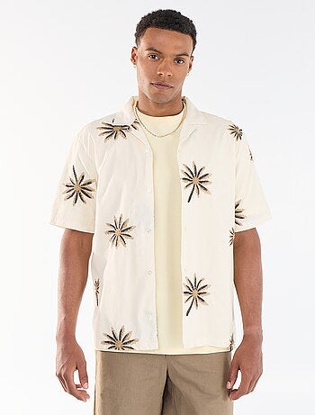 Chemise manches courtes à motif brodé