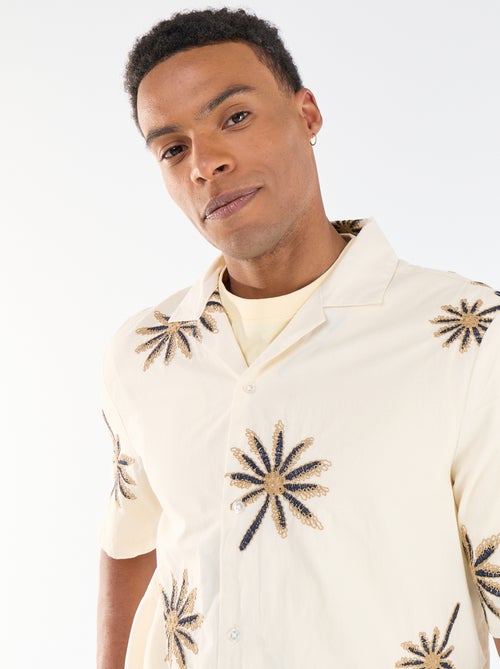 Chemise manches courtes à motif brodé - Kiabi Chemise manches courtes à motif brodé - Kiabi