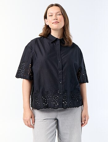 Chemise manches courtes avec broderie ajourée