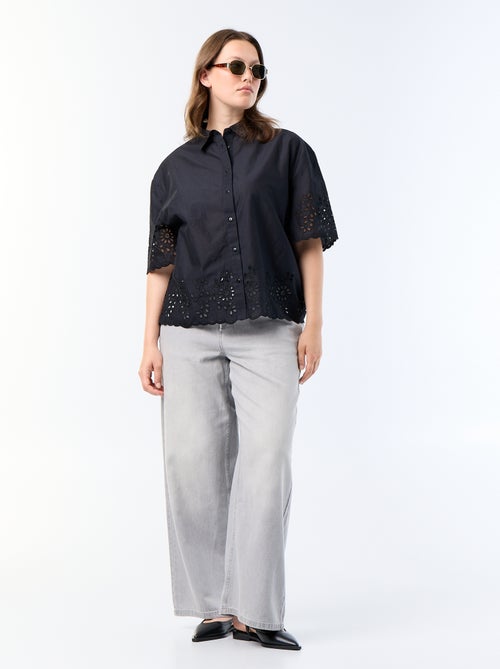 Chemise manches courtes avec broderie ajourée - Kiabi